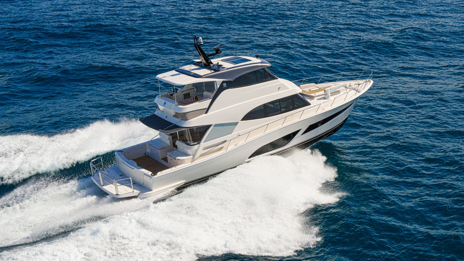 Riviera 64 Sports Motor Yacht Series II