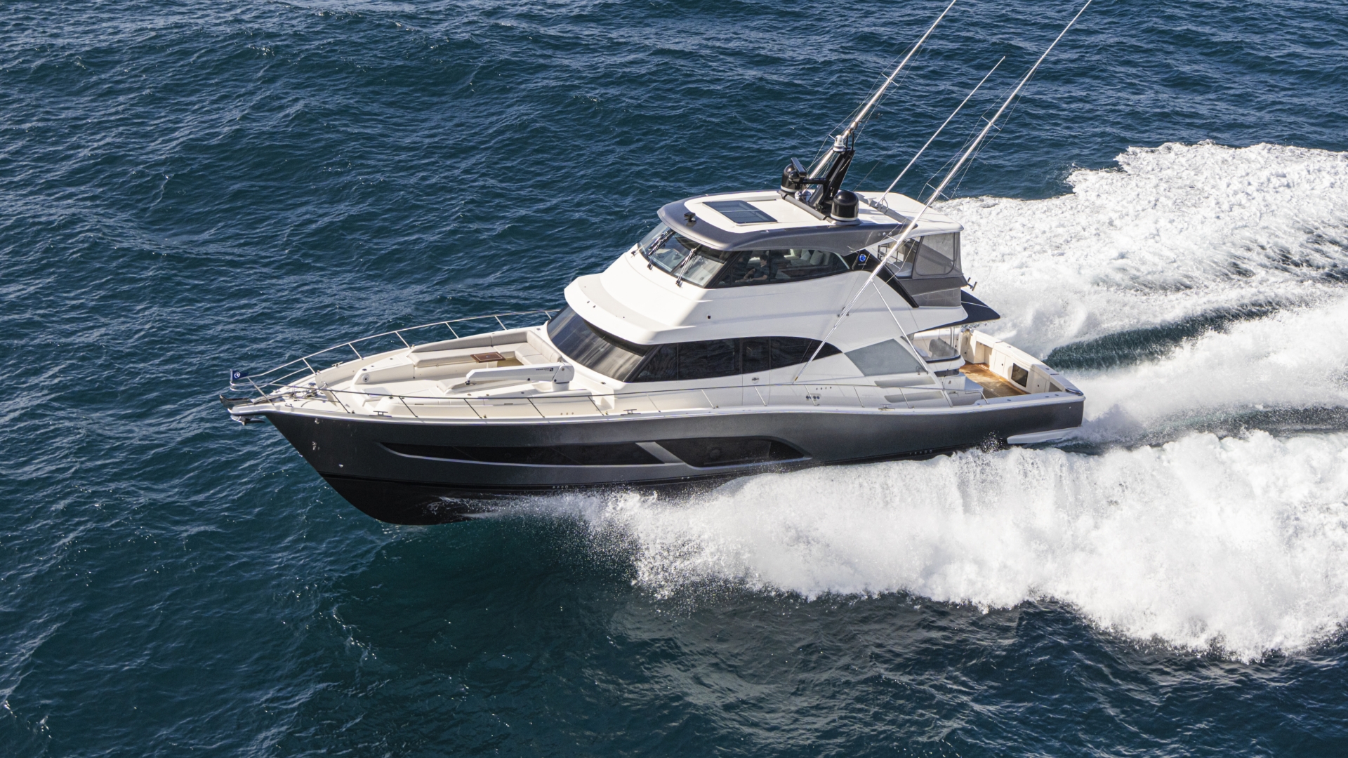 Riviera 68 Sports Motor Yacht Series II